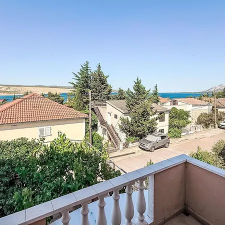 아파트 Ananina By Interhome 로바니스카